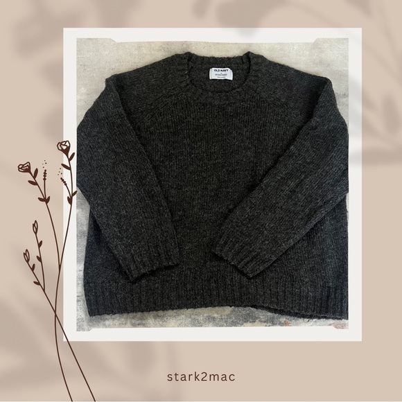 Old Navy Sweaters - Old Navy Women's Dark Gray Crewneck Sweater